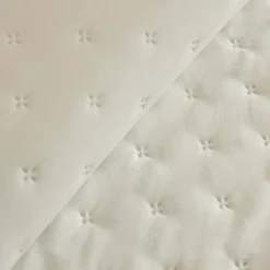 Karaca Breezy Bettüberwurf 160x240 cm Ecru New
