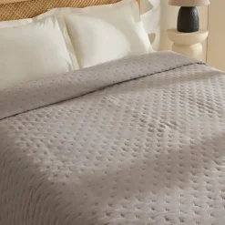 Karaca Breezy Bettüberwurf 160x240 cm Grau Clearance