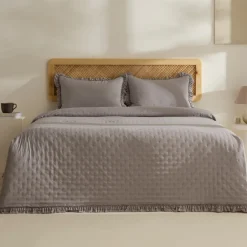 Karaca Fiona Bettüberwurf Set 230x240cm + 2(50x70) cm Grau Discount