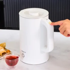 Karaca Homend Heatrow Cooltouch Wasserkocher 1,7L – Doppelwand, Leiser Betrieb, Cool-Touch-Gehäuse, Edelstahl, 2200W Schnellkochfunktion, Dreifachschutz, Weiß Best