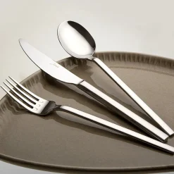 Karaca Jumbo 8100 Tafelbesteck- Set aus Gabel Löffel Messer 84- teilig für 12 - Personen mit Box SILBER03