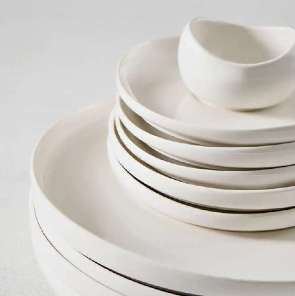 Karaca Bone China Olla 28-teiliges Servierset für 6 Personen, Weiß Discount