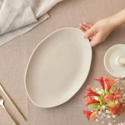 Karaca Cupid Servierplatte 30 cm Beıge Weıß