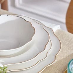 Karaca Elegance Vera 59-Teiliges 12-Personen-Geschirrset, Gold Hot