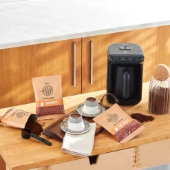 Karaca Hatır Mittlerer Gerösteter Türkischer Kaffee mit Viel Schaum 100 g Braun Best