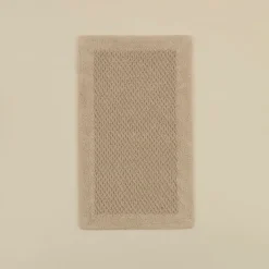 Karaca Helen Badvorleger, 60 × 100 cm, Stone Clearance