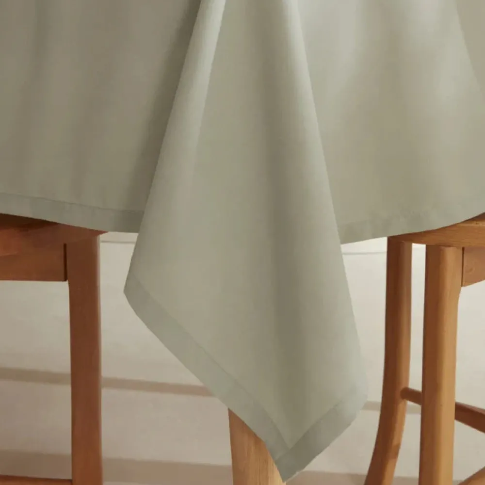 Karaca Home Belle Pflegeleichte Tischdecke Salbei Adaçayı