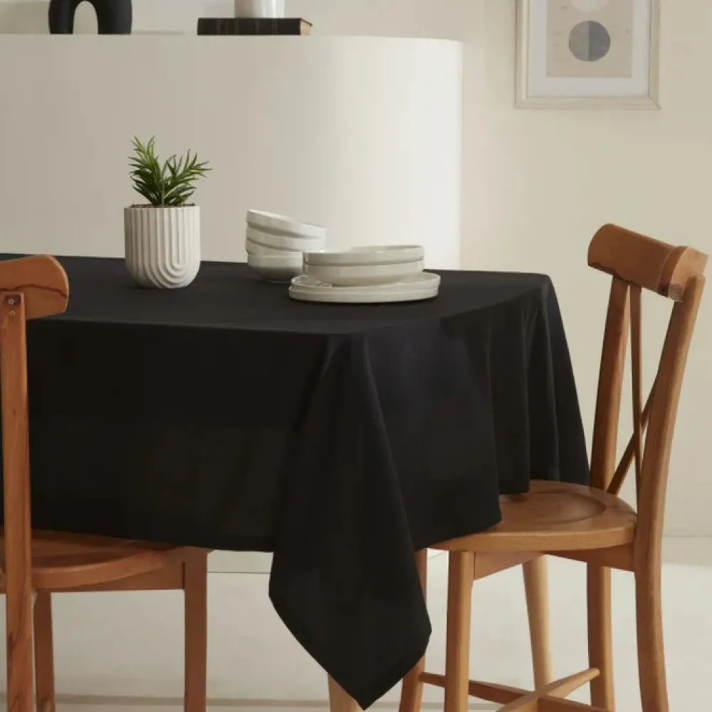 Karaca Home Belle Pflegeleichte Tischdecke Schwarz 140x200 cm Siyah Best