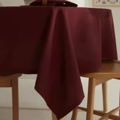 Karaca Home Belle Saum Tischdecke Bordeaux Bordo