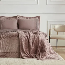 Karaca Home Valeria Queen 8-teiliges Geschenkset für Paare Altrosa Staubıge Rose Best