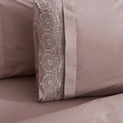 Karaca Home Valeria Queen 8-teiliges Geschenkset für Paare Altrosa Staubıge Rose Best