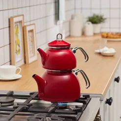 Karaca Loreto Emaille-Teekannen-Set – Rot Hot