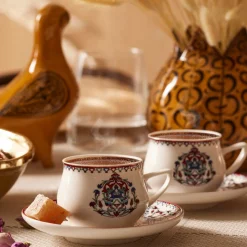 Karaca Nakkaş 12-teiliges Espressotassen-Set für 6 Personen Rot02