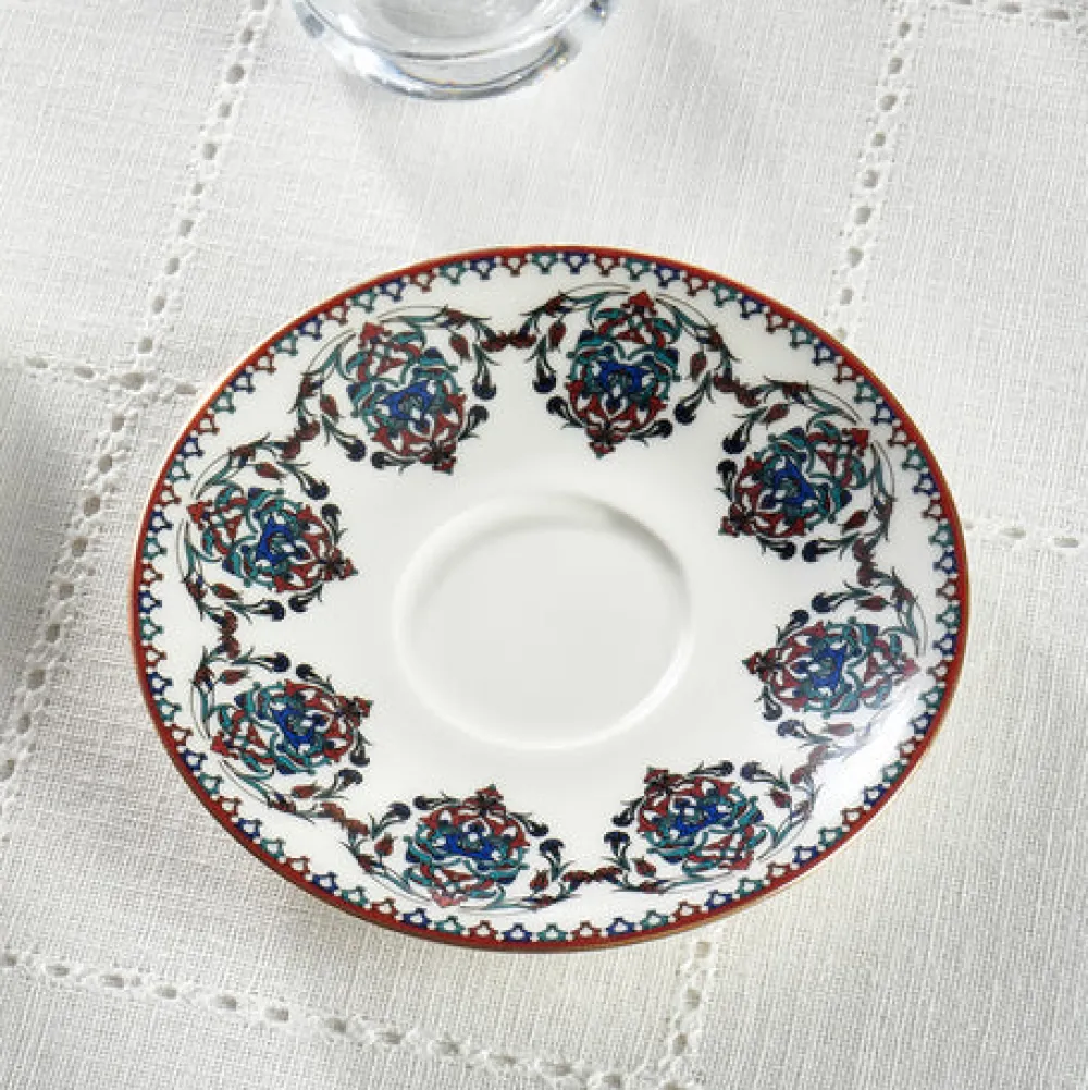 Karaca Nakkas 12-teiliges Türkisches Teeset aus Bone China für 6 Personen, 130 ml, Rot Online