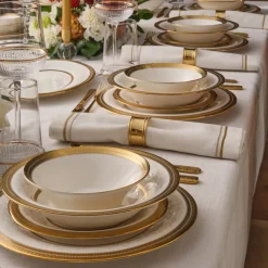 Karaca Royal Bone China Charlotte 55-teiliges Tafelservice für 12 Personen, Gold Hot