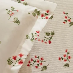 Karaca Silvie Renforcé Bettwäsche-Set mit Rüschen, Doppelbett, Rot Best