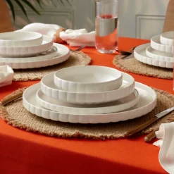 Karaca Stream Bone China Pumpkin 24-teiliges Tafelservice für 6 Personen, Weiß Online
