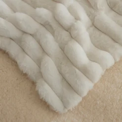 Karaca Stripe Sherpa Weiße Decke 150x200 Beyaz Hot