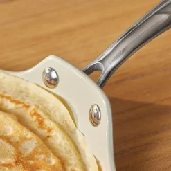 Karaca Swiss Crystal Almond Cream Pfannkuchenpfanne mit Edelstahlgriff 28 cm Creme01 Clearance