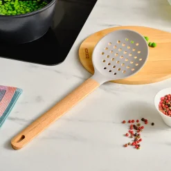 Karaca x Refika Gadgets Silikon-Schaumlöffel mit Holzgriff Grau02 New