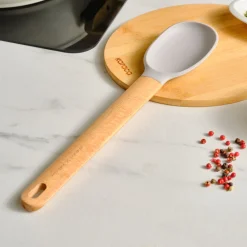 Karaca X Refika Gadgets Silikon-Servierlöffel Mit Holzgriff Grau02
