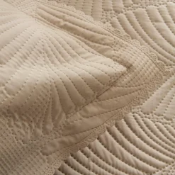 Karaca Leaf Bettüberwurf-Set Beige 230x240 Cm + 2 (50x70 Cm) Beıge Sale