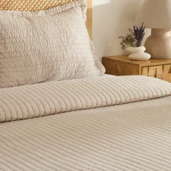 Karaca Manon Bettüberwurf Set, Doppelbett, Beige 230x240cm + 2(50x70) cm Beıge Sale